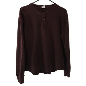 Urban outfitters mens maroon long sleeve thermal shirt size M